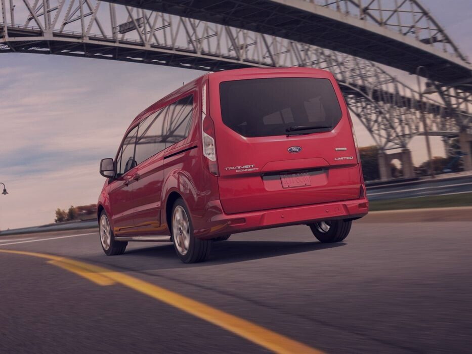 ford tourneo-connect-1